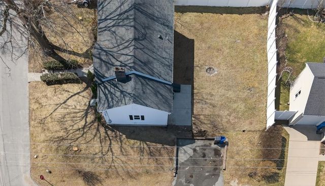 69 West View Avenue, Cranston, RI 02920