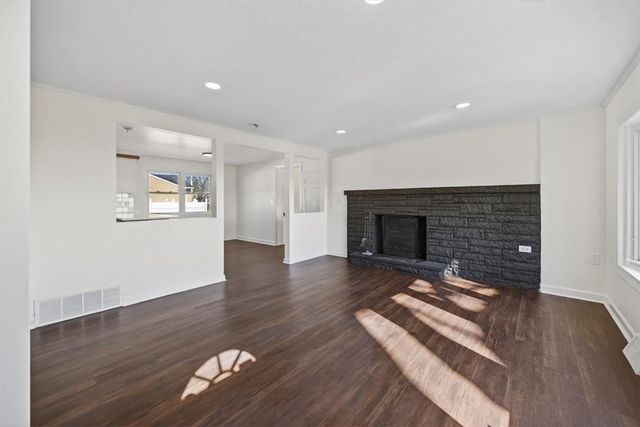 69 West View Avenue, Cranston, RI 02920