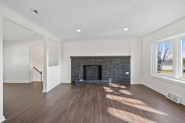 69 West View Avenue, Cranston, RI 02920