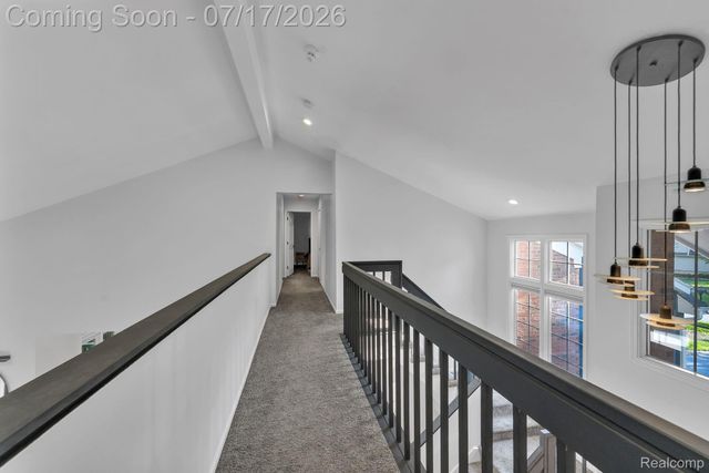 6081 Beachwood Drive, West Bloomfield Charter Township, MI 48324