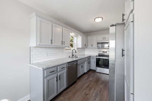 141 White Cliffs Lane, Frankfort, KY 40601