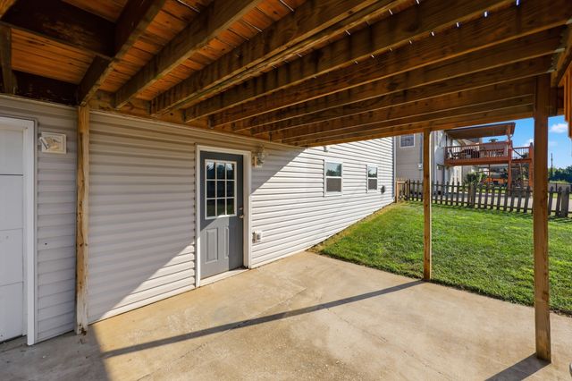 141 White Cliffs Lane, Frankfort, KY 40601