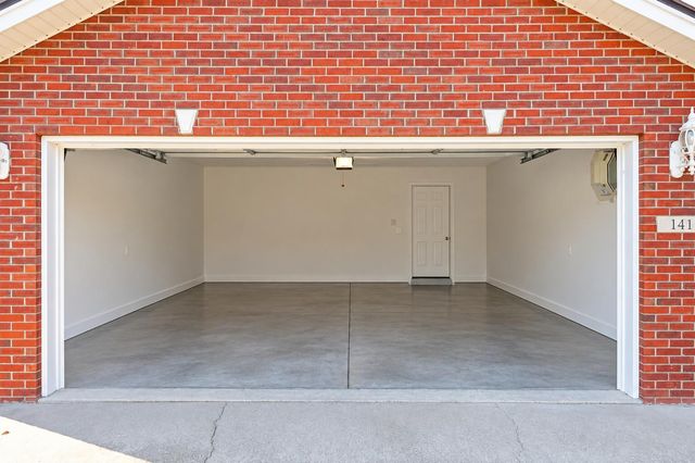 141 White Cliffs Lane, Frankfort, KY 40601