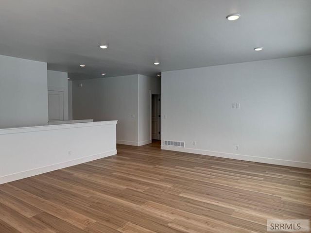 146 N Hailey Creek, Rigby, ID 83442