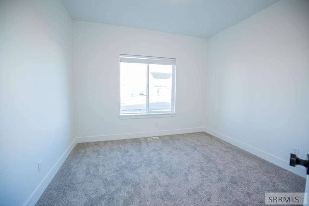 Image 8 of property listing at 146 N Hailey Creek, Rigby, ID 83442