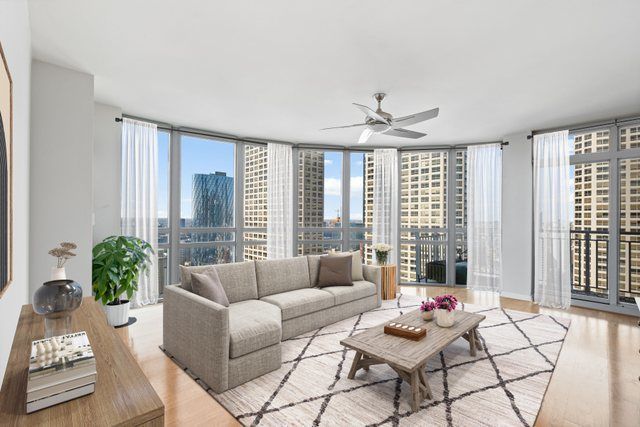 125 S Jefferson Street 3102, Chicago, IL 60661