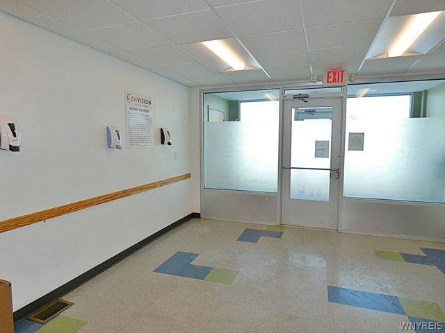 2495 Elmwood Avenue, Tonawanda, NY 14217