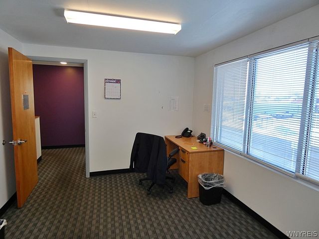 2495 Elmwood Avenue, Tonawanda, NY 14217