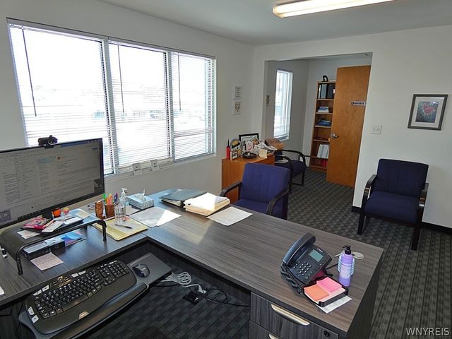 2495 Elmwood Avenue, Tonawanda, NY 14217