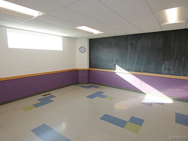 2495 Elmwood Avenue, Tonawanda, NY 14217