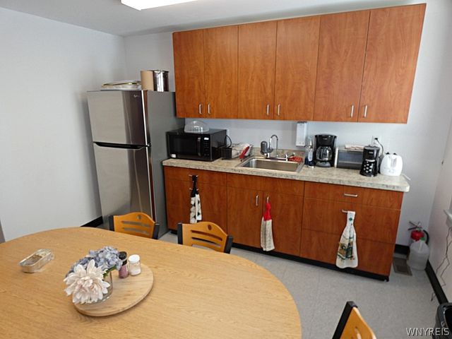 2495 Elmwood Avenue, Tonawanda, NY 14217