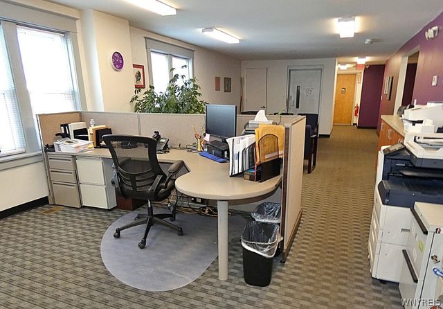 2495 Elmwood Avenue, Tonawanda, NY 14217