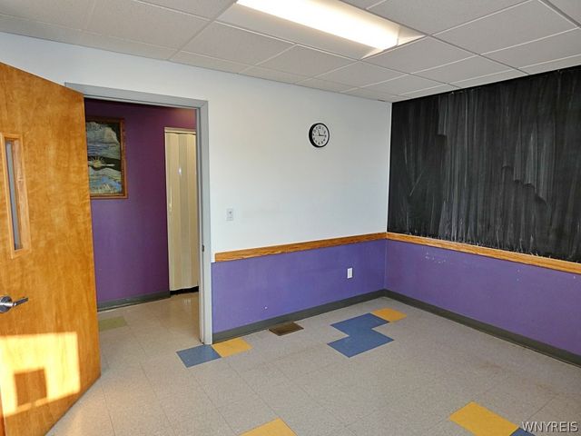 2495 Elmwood Avenue, Tonawanda, NY 14217