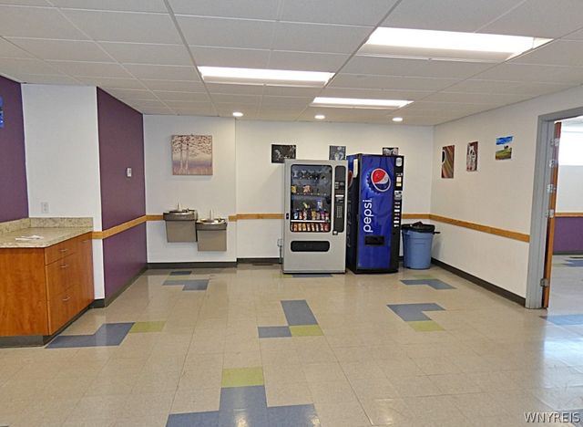 2495 Elmwood Avenue, Tonawanda, NY 14217