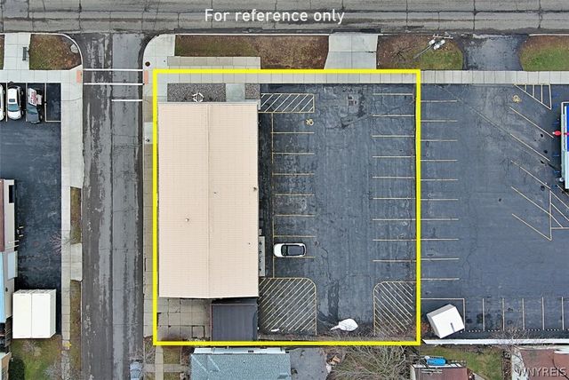 2495 Elmwood Avenue, Tonawanda, NY 14217