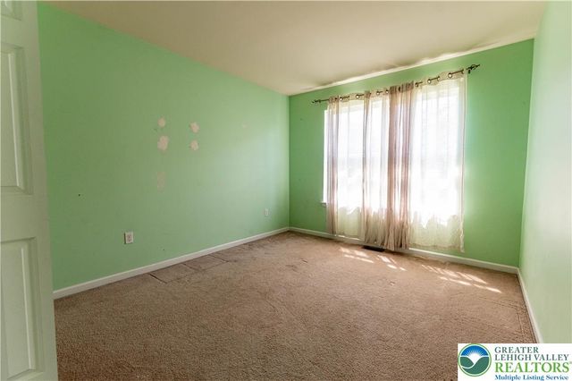 2406 Gentle Hollow Drive, Whitehall Twp, PA 18052
