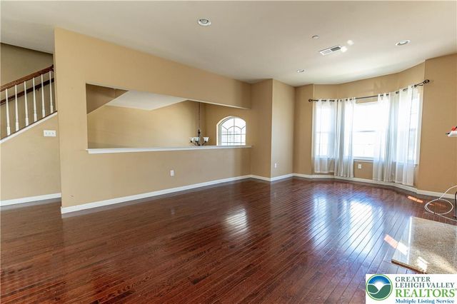 2406 Gentle Hollow Drive, Whitehall Twp, PA 18052