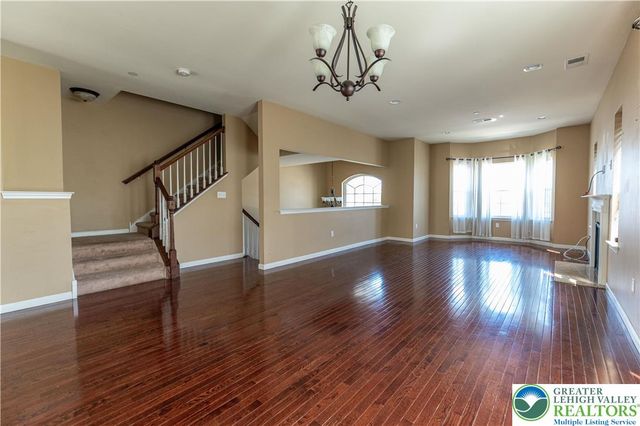 2406 Gentle Hollow Drive, Whitehall Twp, PA 18052