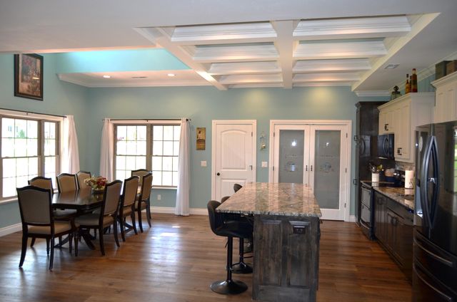 42 Lilac Lane, Branson West, MO 65737