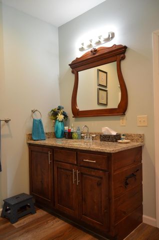 42 Lilac Lane, Branson West, MO 65737