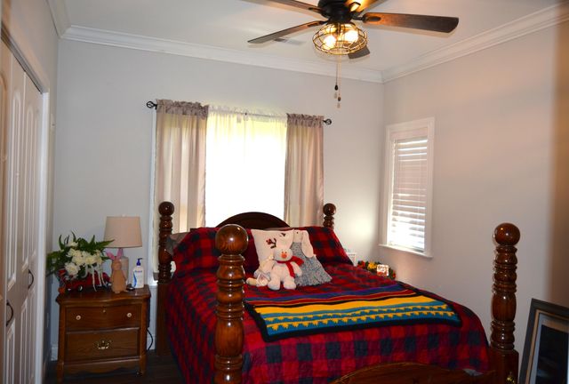 42 Lilac Lane, Branson West, MO 65737