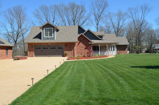 42 Lilac Lane, Branson West, MO 65737