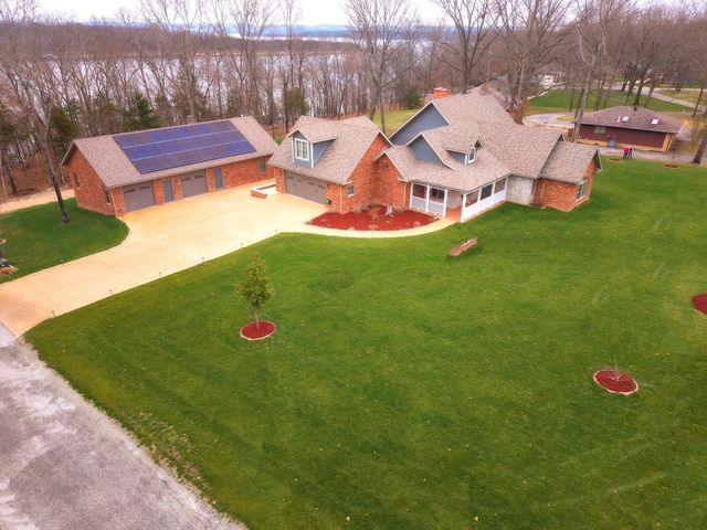 42 Lilac Lane, Branson West, MO 65737