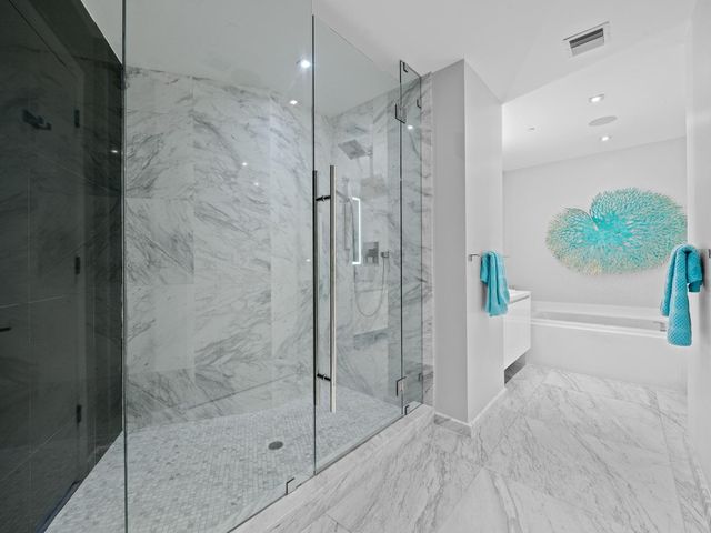 701 N Fort Lauderdale Beach Boulevard 704, Fort Lauderdale, FL 33304