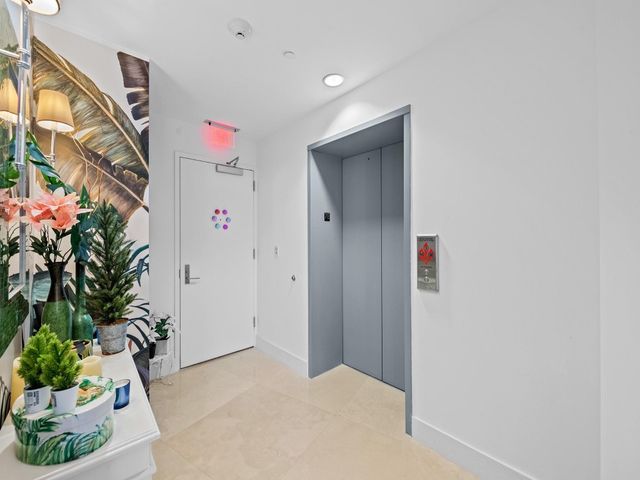 701 N Fort Lauderdale Beach Boulevard 704, Fort Lauderdale, FL 33304