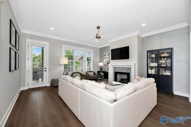 6429 Lenox Hill Way, Huntsville, AL 35806