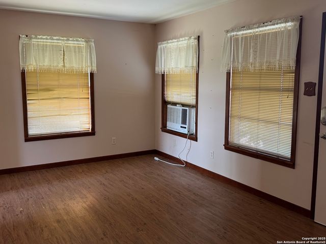 3810 S US-181 S US-181, Kenedy, TX 78119