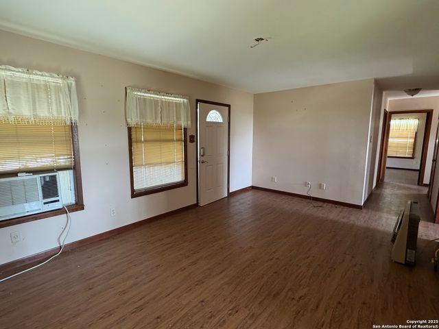 3810 S US-181 S US-181, Kenedy, TX 78119