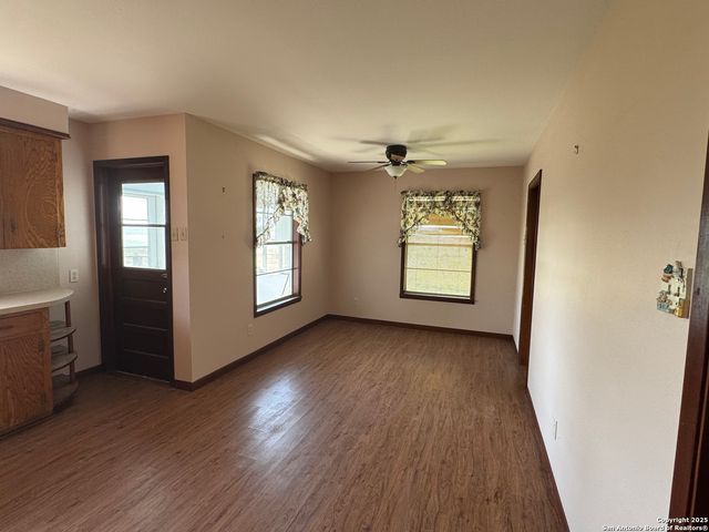 3810 S US-181 S US-181, Kenedy, TX 78119