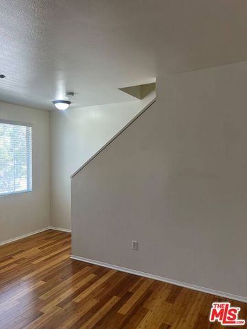4600 Don Lorenzo Drive 29, Los Angeles, CA 90008