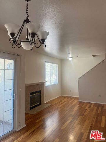 4600 Don Lorenzo Drive 29, Los Angeles, CA 90008