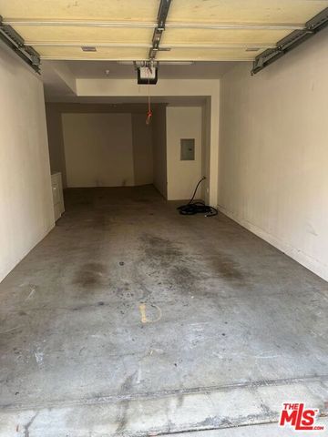 4600 Don Lorenzo Drive 29, Los Angeles, CA 90008