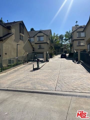 4600 Don Lorenzo Drive 29, Los Angeles, CA 90008