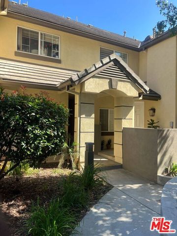 4600 Don Lorenzo Drive 29, Los Angeles, CA 90008
