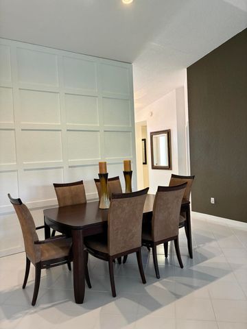 17223 Boca Club Boulevard 6, Boca Raton, FL 33487