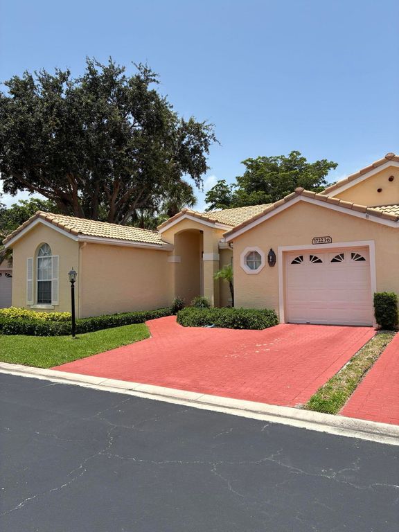17223 Boca Club Boulevard 6, Boca Raton, FL 33487