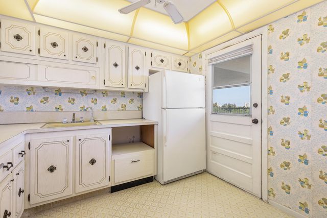 6161 NW 2nd Ave. Ph-r, Boca Raton, FL 33487