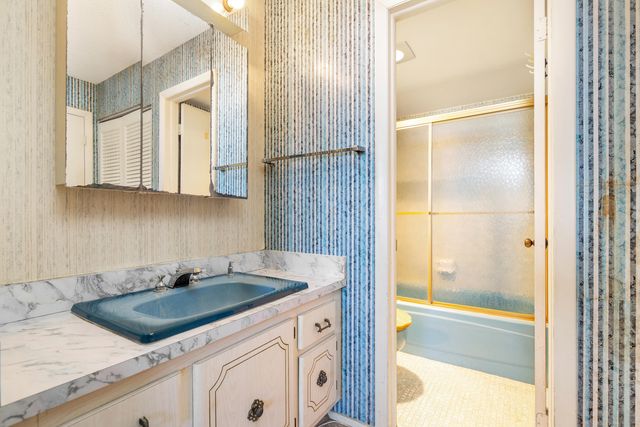 6161 NW 2nd Ave. Ph-r, Boca Raton, FL 33487