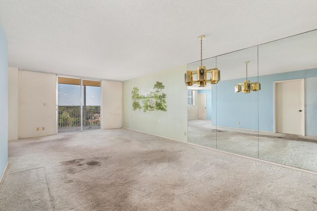 6161 NW 2nd Ave. Ph-r, Boca Raton, FL 33487