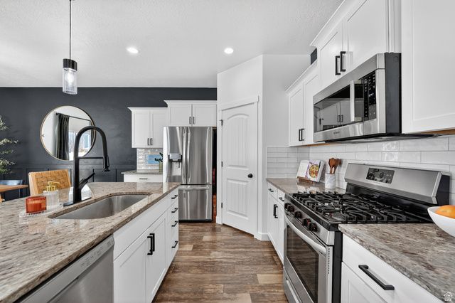 512 S PEGASUS WAY, Saratoga Springs, UT 84045