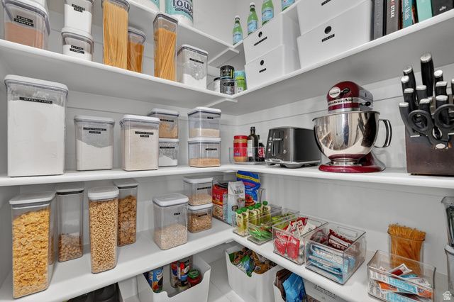 512 S PEGASUS WAY, Saratoga Springs, UT 84045