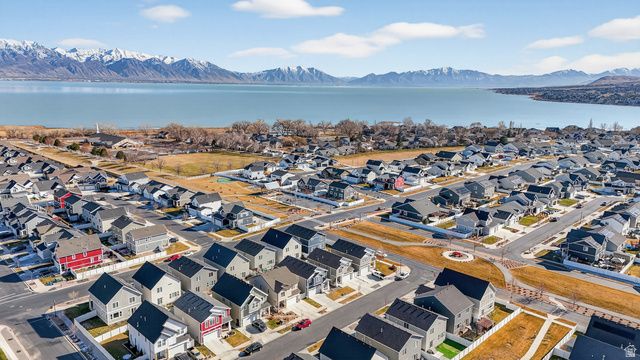 512 S PEGASUS WAY, Saratoga Springs, UT 84045