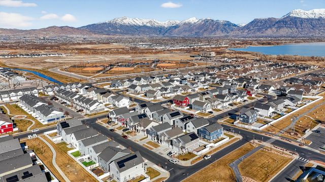 512 S PEGASUS WAY, Saratoga Springs, UT 84045