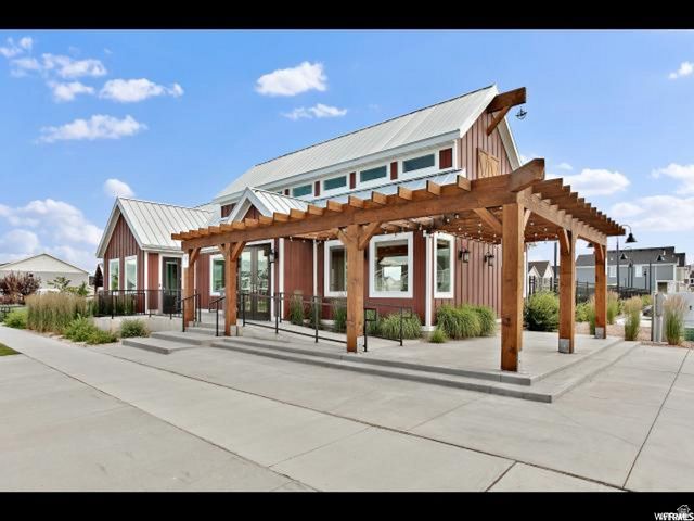 512 S PEGASUS WAY, Saratoga Springs, UT 84045