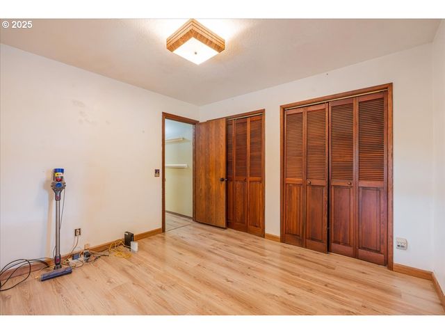 2419 Ne GRANDHAVEN St, Mc Minnville, OR 97128