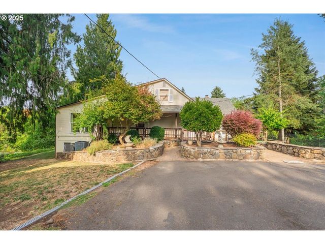 2419 Ne GRANDHAVEN St, Mc Minnville, OR 97128